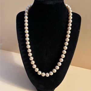 Vintage Silver Tone Champagne Faux Pearl Necklace 20”
